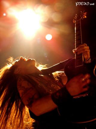 HARDCORE SUPERSTAR-Vic